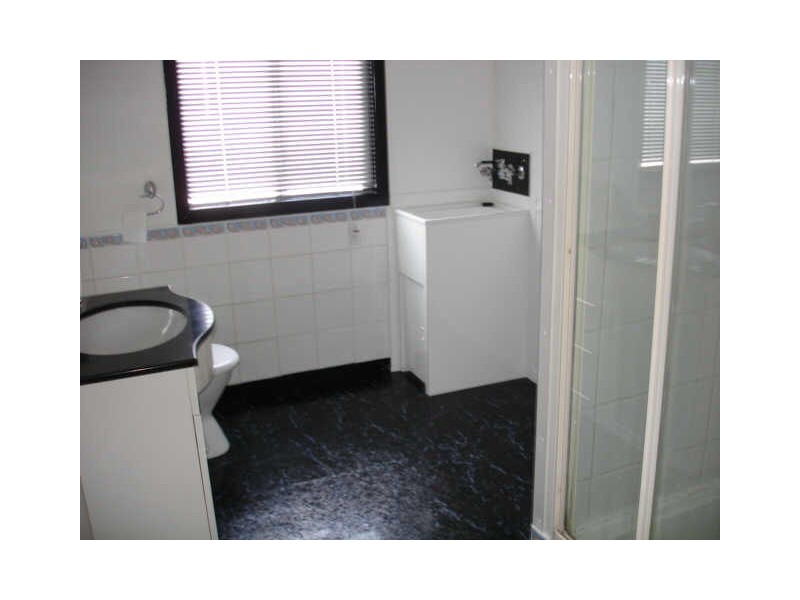 9 Muller Road, Woodridge QLD 4114