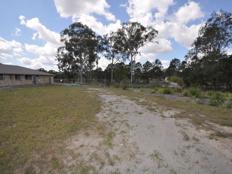 8 Basinghall Place, Marsden QLD 4132