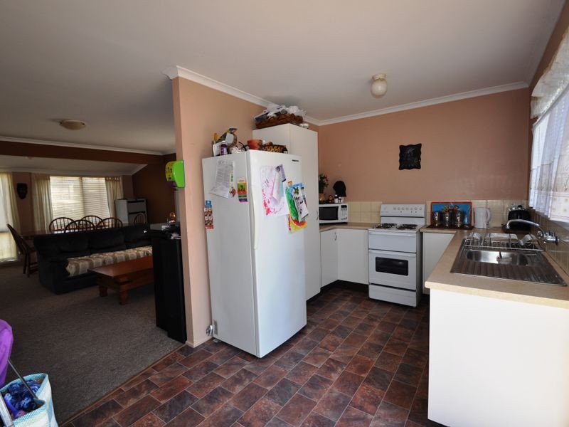 56 Albert Street, Woodridge QLD 4114