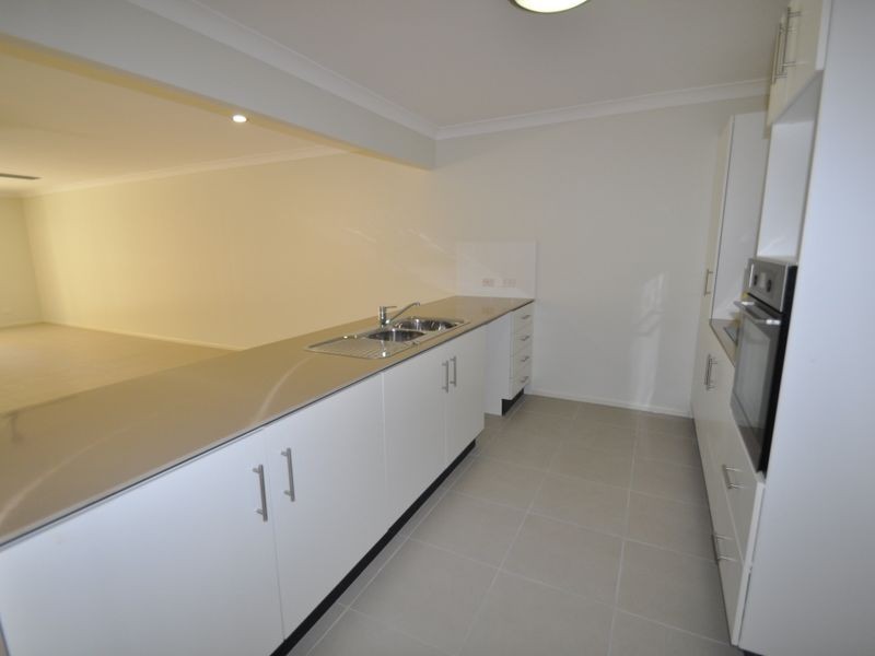 6 Liddells Court, Kingston QLD 4114