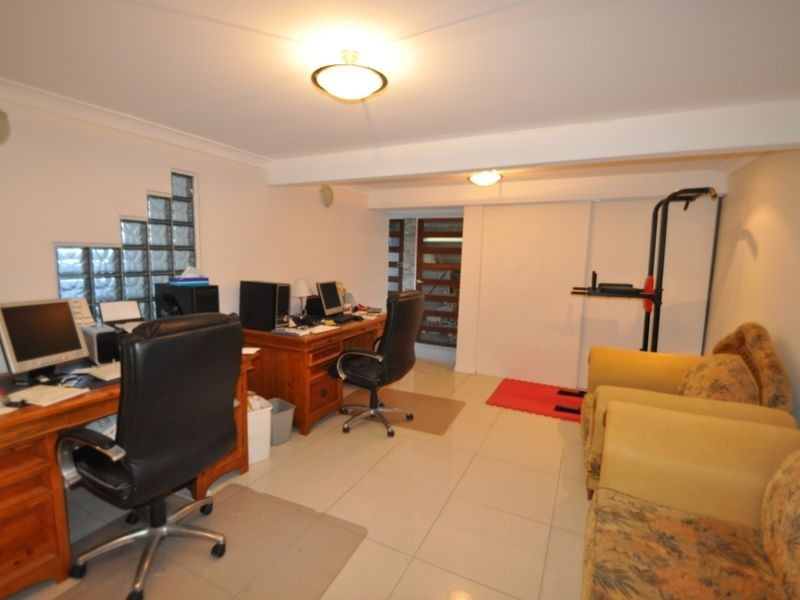 24 Blaxland Street, Woodridge QLD 4114