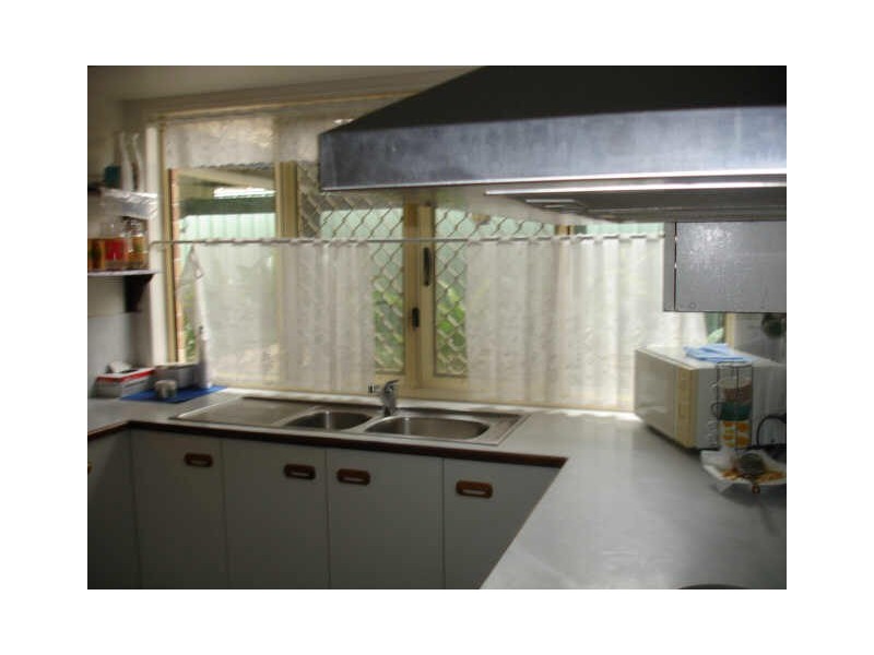 868 Wembley Road, Browns Plains QLD 4118