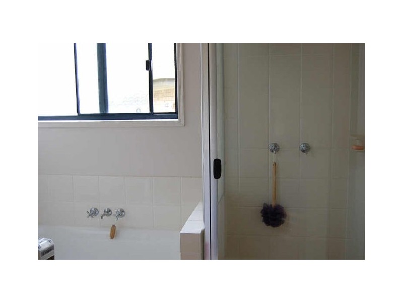 66 Barossa Street, Kingston QLD 4114