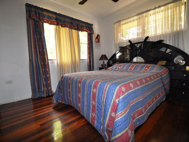 15-17 Drews Road, Tanah Merah QLD 4128