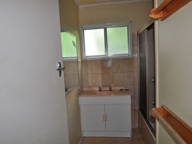 13 Karabil Street, Kingston QLD 4114