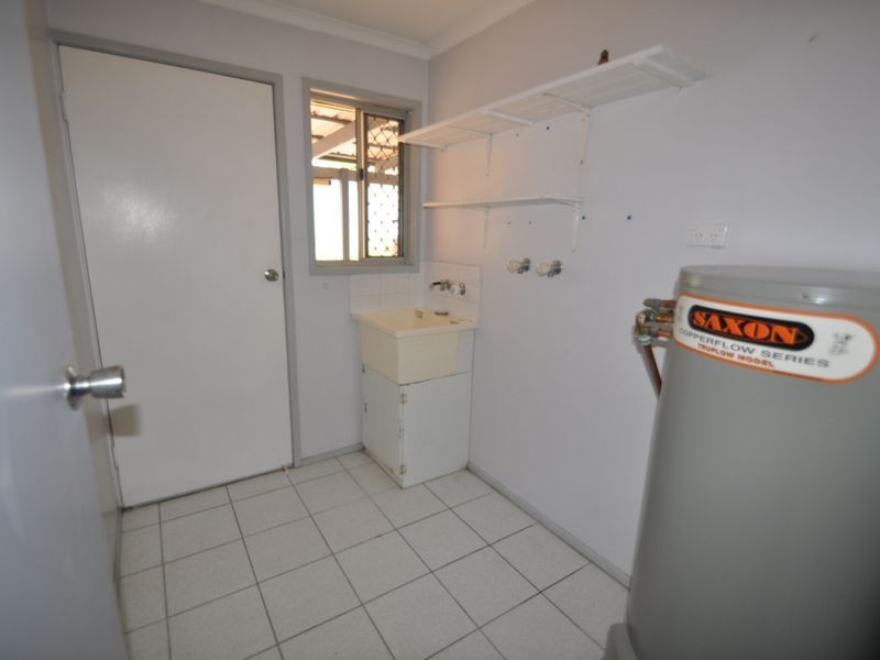 27 Nerine Street, Kingston QLD 4114