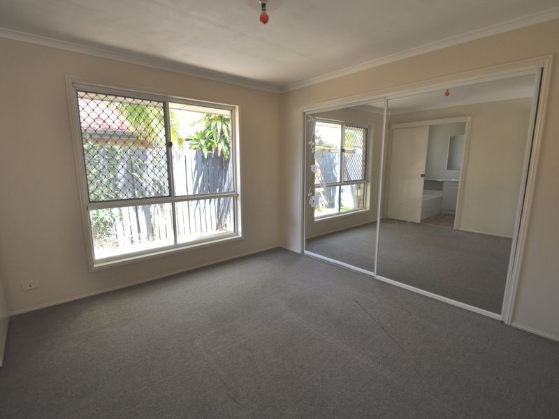 14 Buttercup Close, Meadowbrook QLD 4131