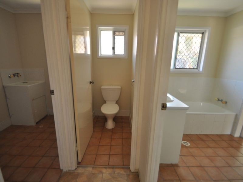 14 Buttercup Close, Meadowbrook QLD 4131