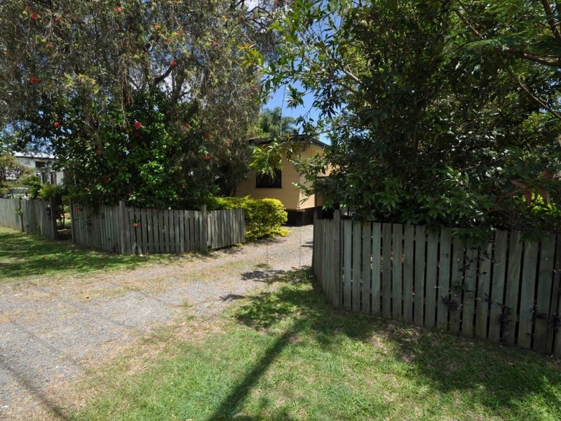 8 Mawson Street, Woodridge QLD 4114