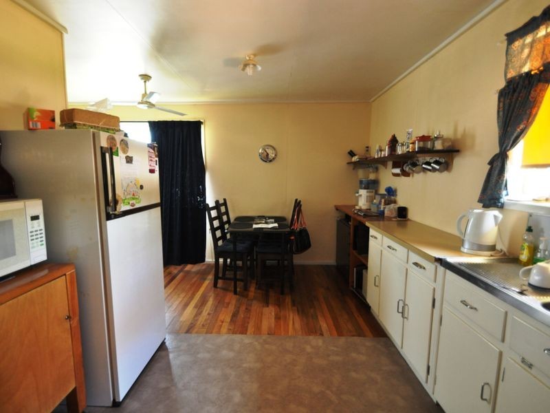 4 Oriole Crescent, Slacks Creek QLD 4127