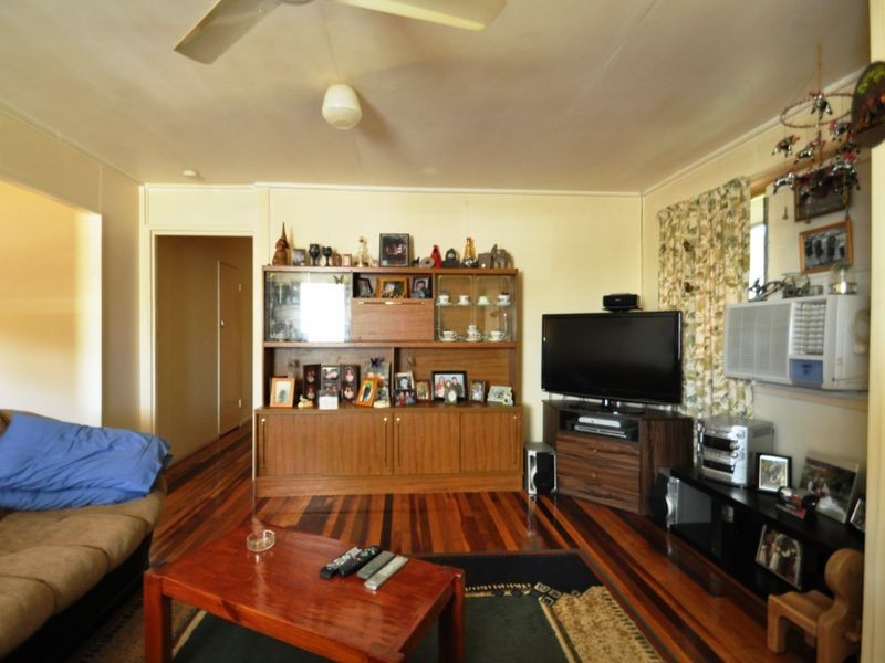 4 Oriole Crescent, Slacks Creek QLD 4127