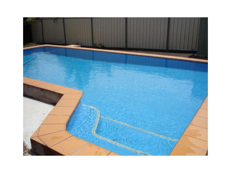 24 Hawdon Cr, Springwood QLD 4127