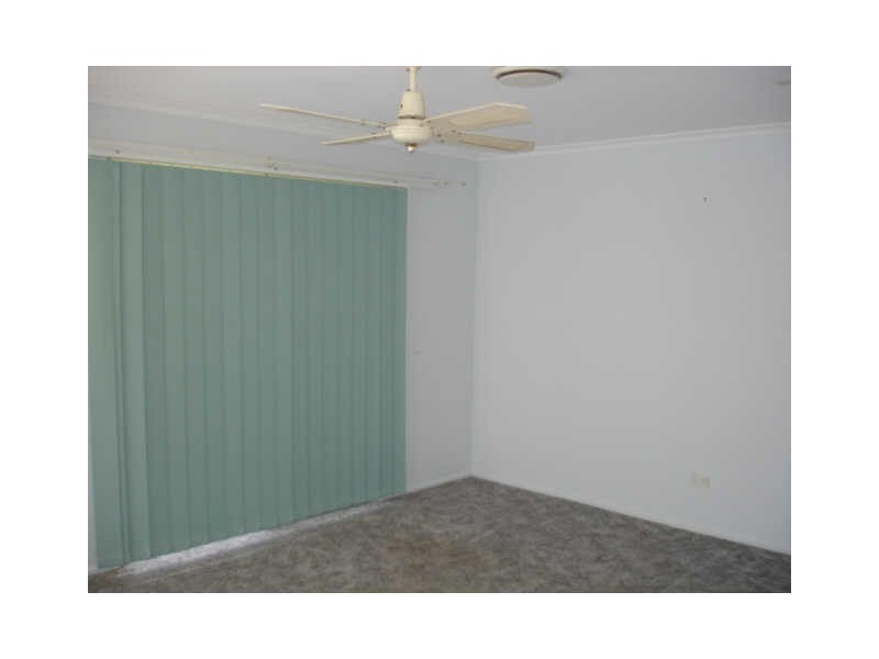 24 Hawdon Cr, Springwood QLD 4127