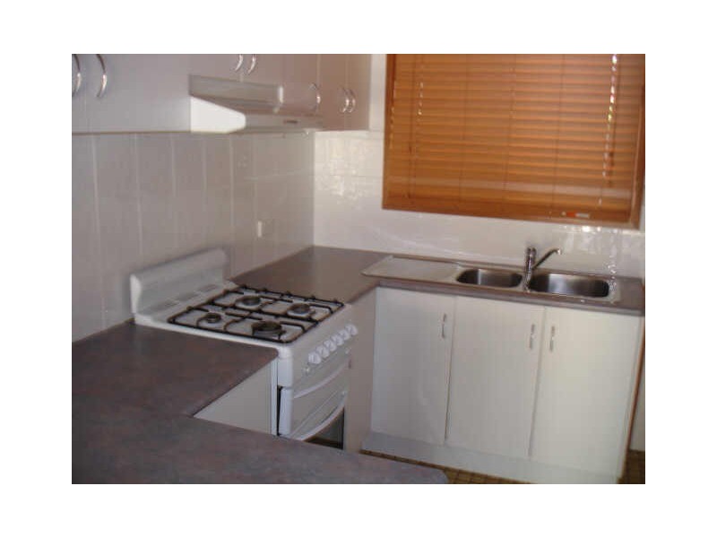 1/6 Duke Street, Kingston QLD 4114