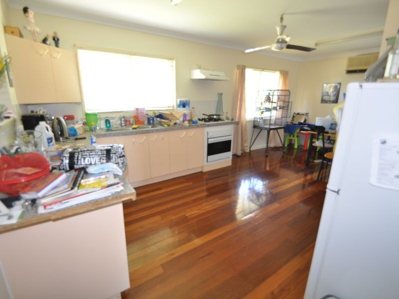 81 Nujooloo Road, Slacks Creek QLD 4127