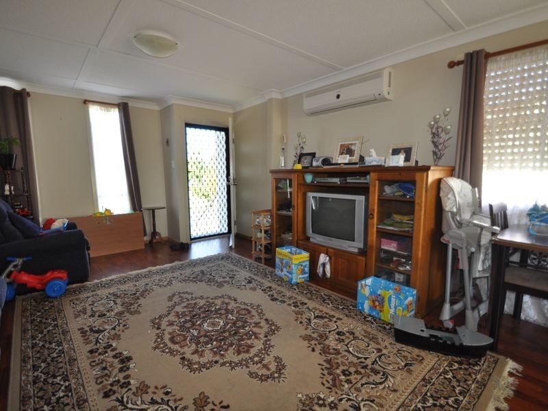 41 Aquarius Drive, Kingston QLD 4114