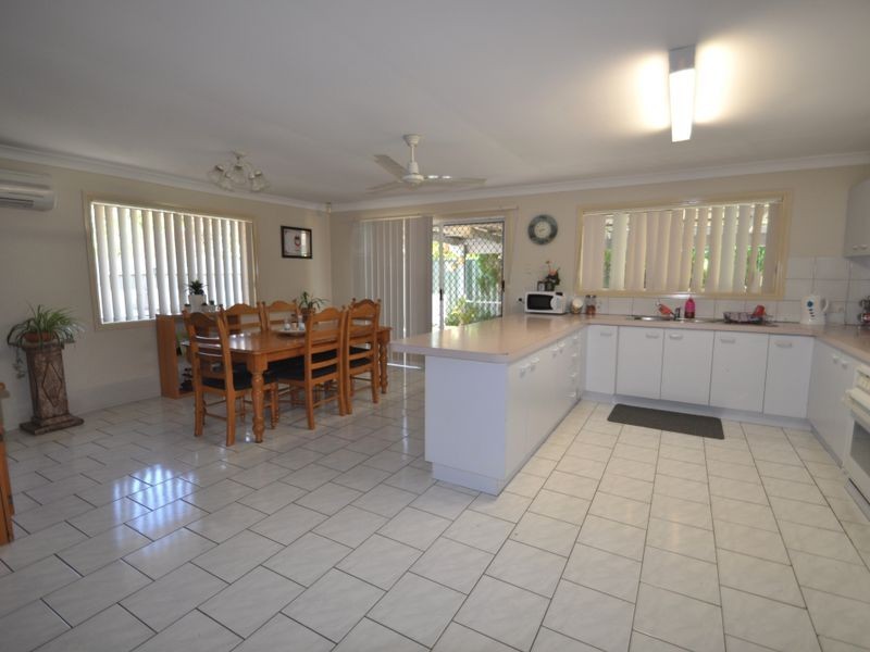 6 Figtree Court, Kingston QLD 4114