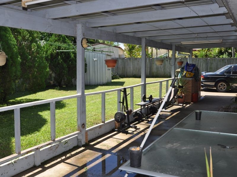 6 Figtree Court, Kingston QLD 4114