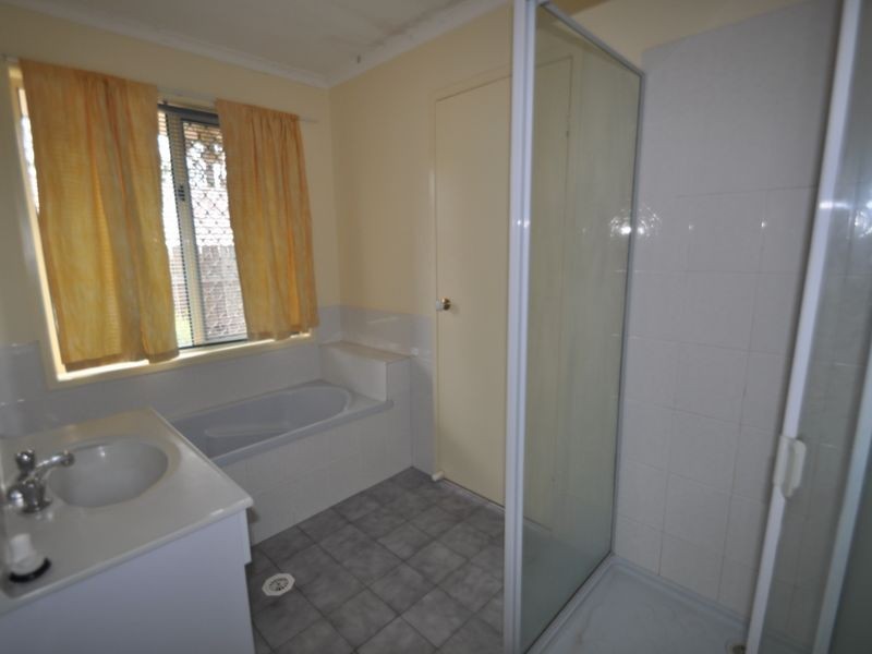 30 Packett Crescent, Loganlea QLD 4131