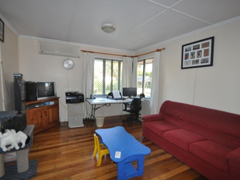 11 Mullen Street, Woodridge QLD 4114
