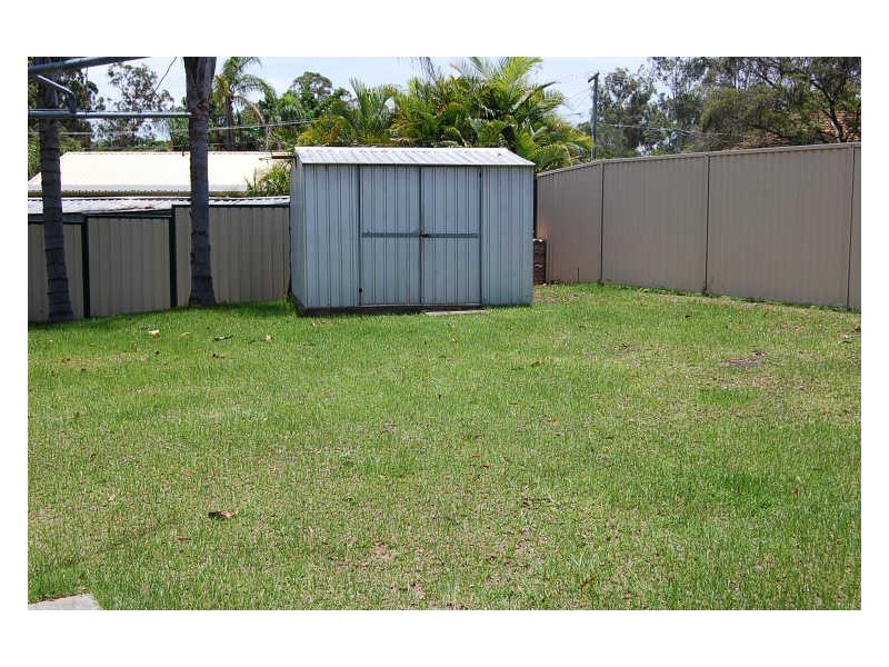 10 Cabernet Street, Kingston QLD 4114