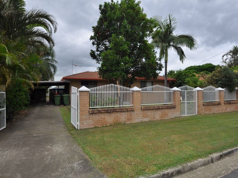 12 Carlos Street, Hillcrest QLD 4118