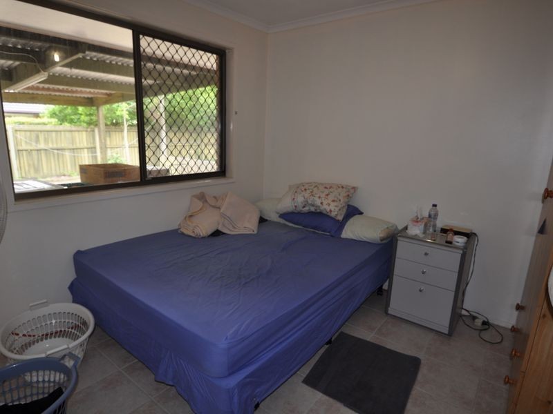12 Carlos Street, Hillcrest QLD 4118