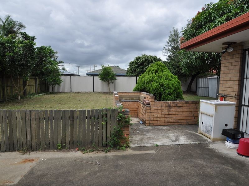 12 Carlos Street, Hillcrest QLD 4118
