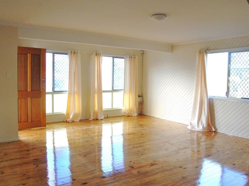 11 Eridani Street, Kingston QLD 4114