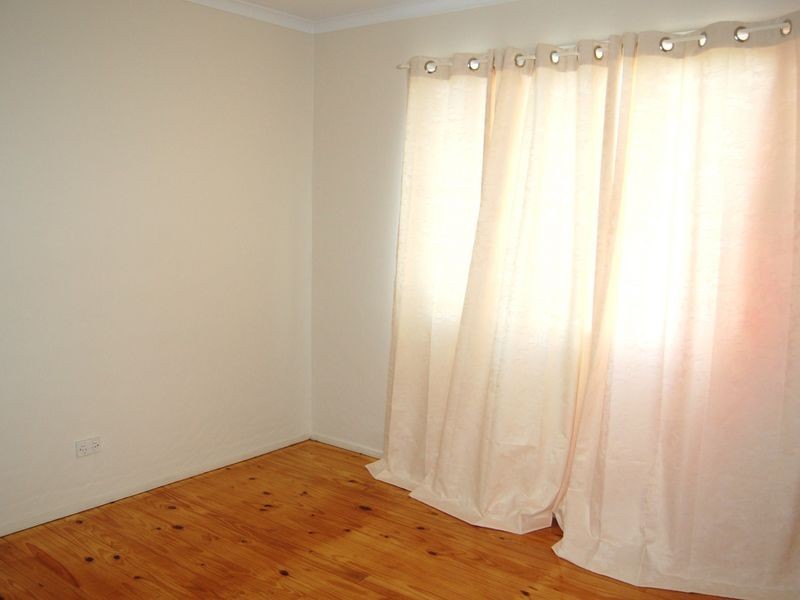 11 Eridani Street, Kingston QLD 4114