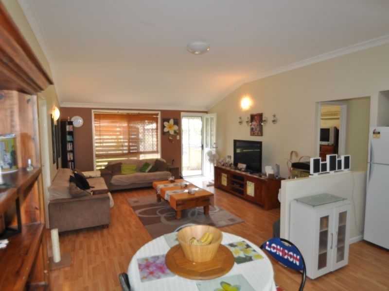 18 Love Street, Crestmead QLD 4132