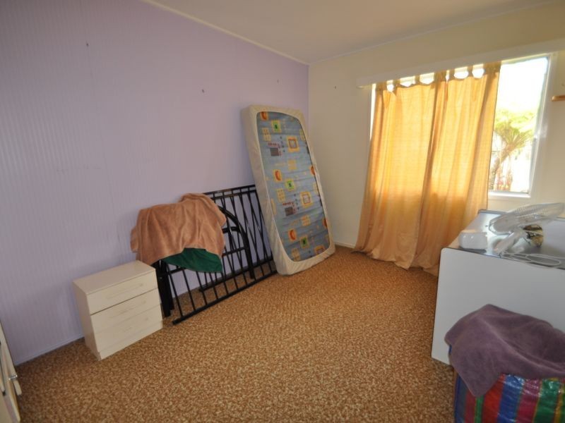 14 Blackton Street, Logan Central QLD 4114