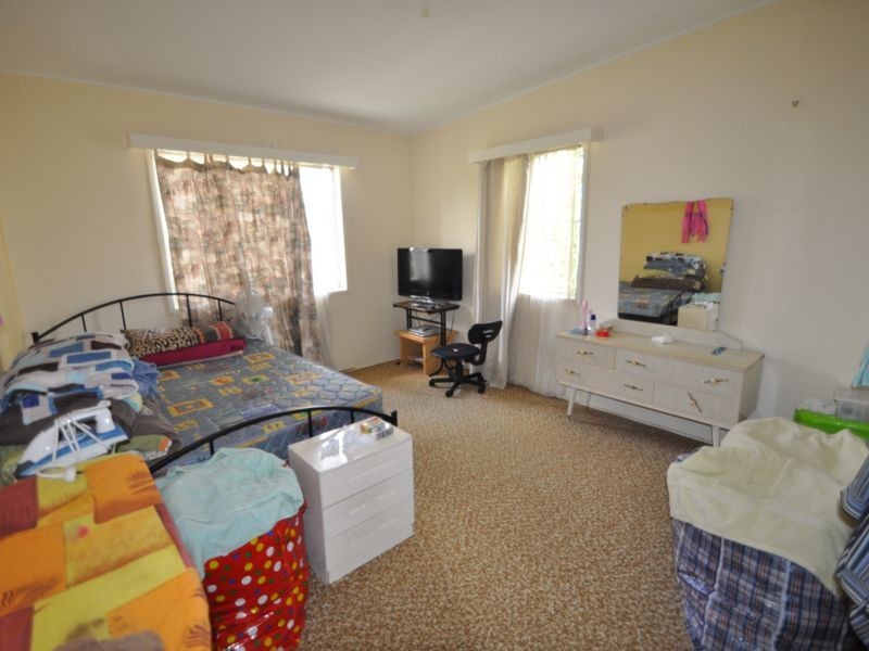 14 Blackton Street, Logan Central QLD 4114