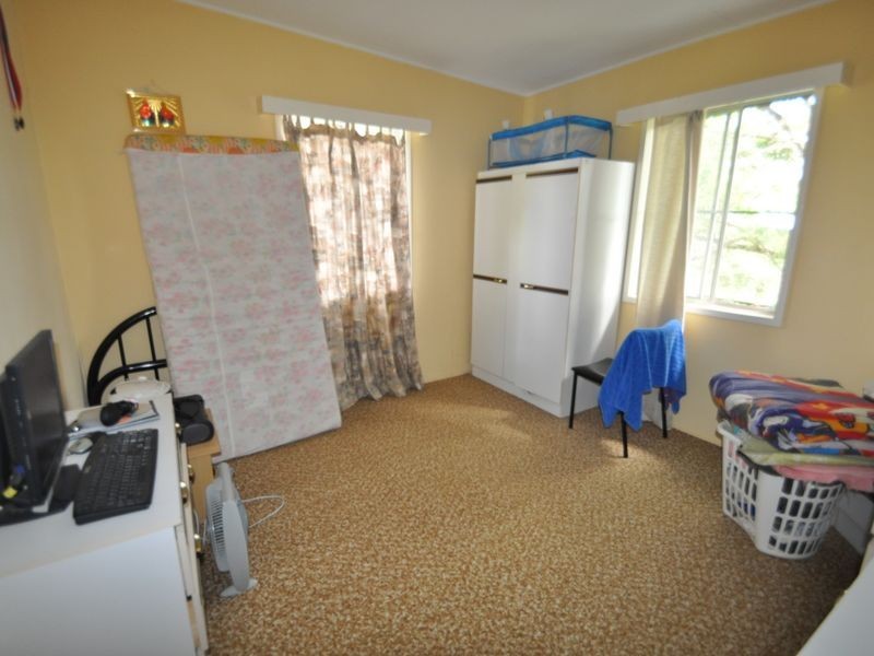 14 Blackton Street, Logan Central QLD 4114