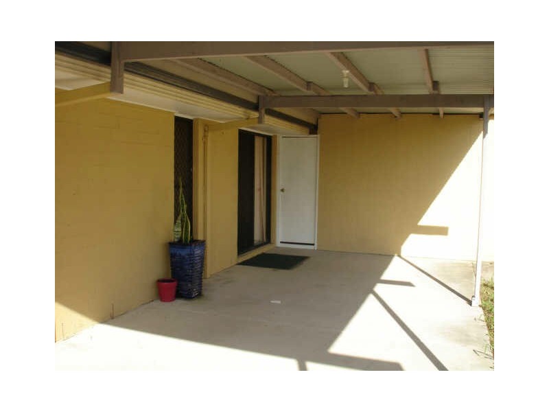 12 Dart Avenue, Kingston QLD 4114