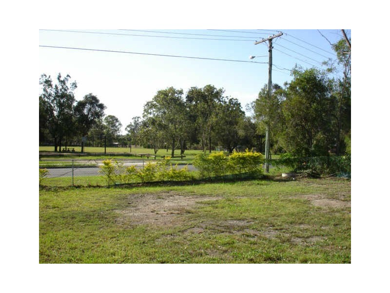 12 Dart Avenue, Kingston QLD 4114