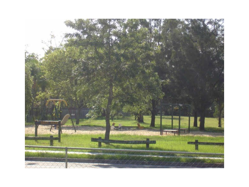 12 Dart Avenue, Kingston QLD 4114