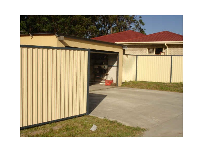 12 Dart Avenue, Kingston QLD 4114