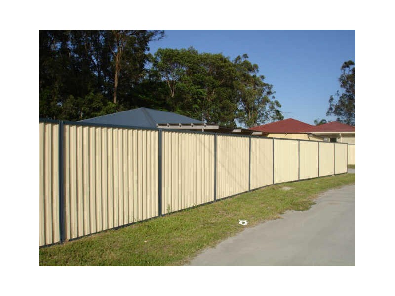 12 Dart Avenue, Kingston QLD 4114