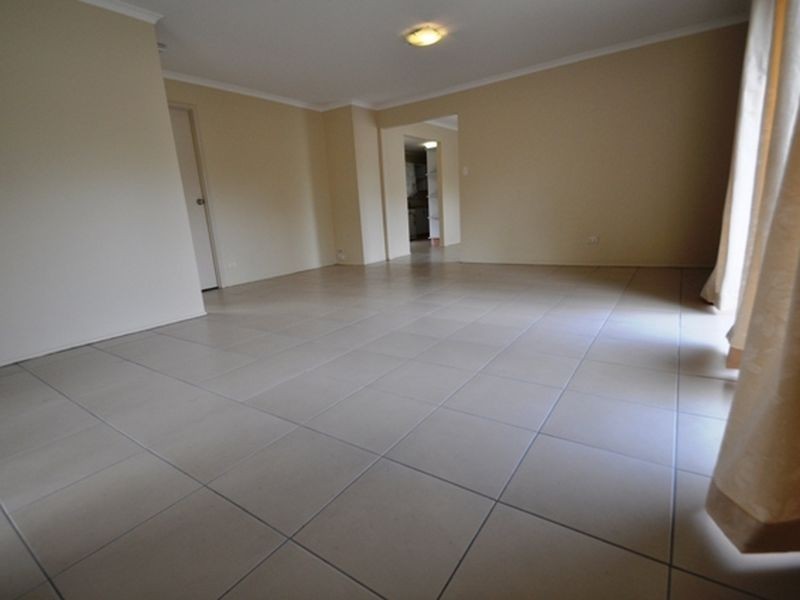 31 Pauline Street, Marsden QLD 4132