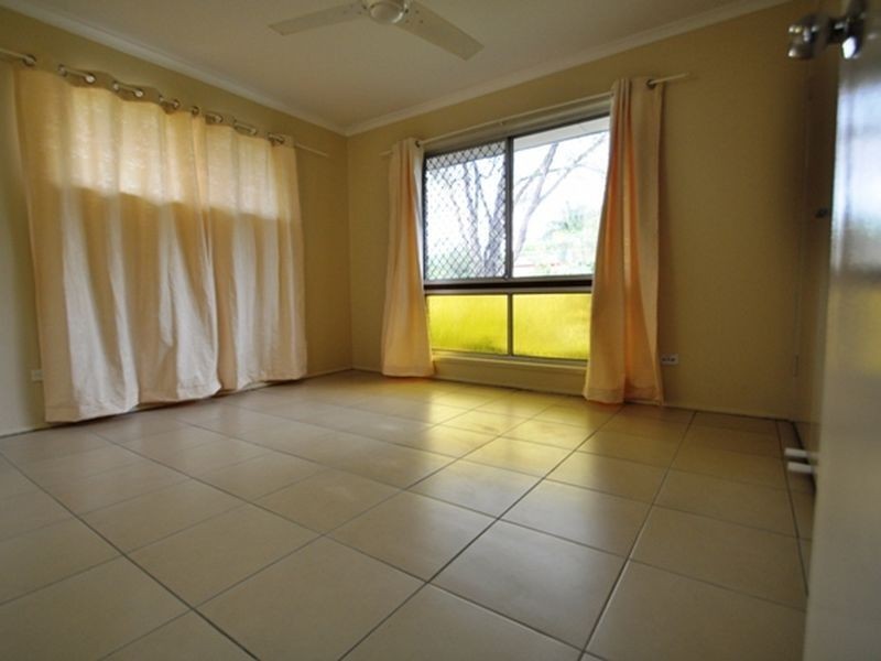 31 Pauline Street, Marsden QLD 4132