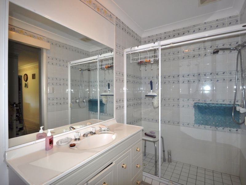 16 Maple Street, Marsden QLD 4132