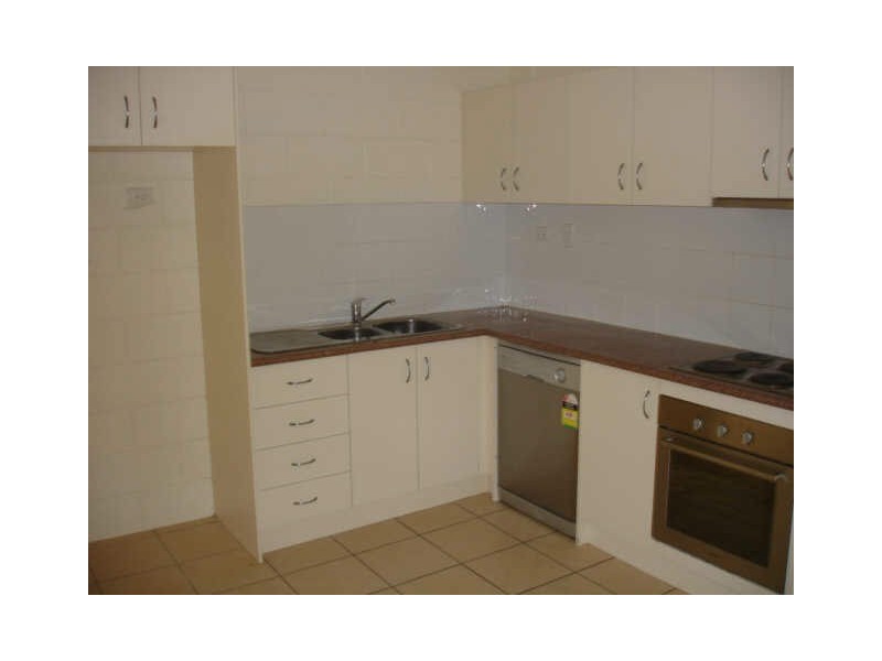 5/71 Ellen Street, Logan Central QLD 4114