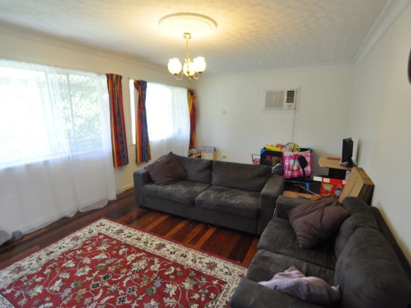 12 Sylvania Street, Logan Central QLD 4114
