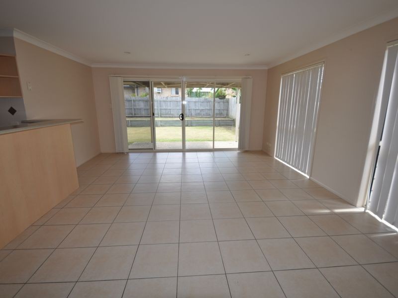 19 Hurst Street, Crestmead QLD 4132