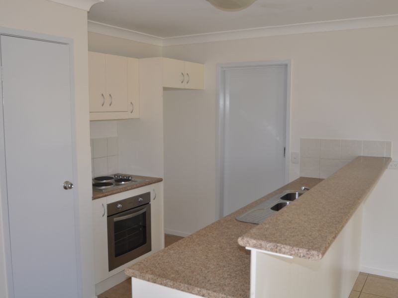2 Robur Street, Marsden QLD 4132