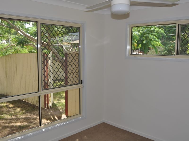 2 Robur Street, Marsden QLD 4132