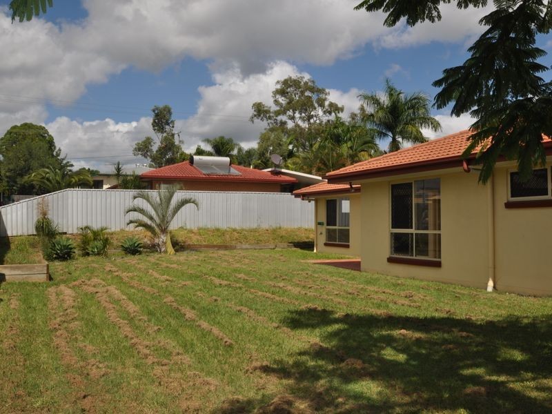 2 Robur Street, Marsden QLD 4132