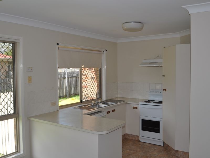 11 Avalon Court, Marsden QLD 4132