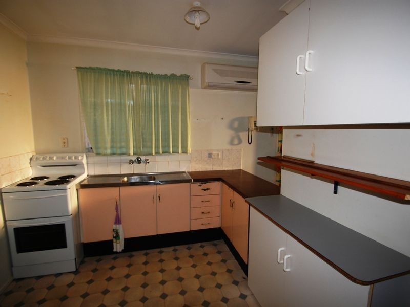 37 Birch Street, Kingston QLD 4114